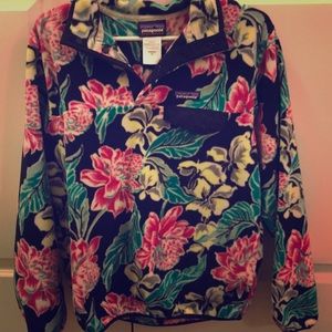 Patagonia fleece pullover